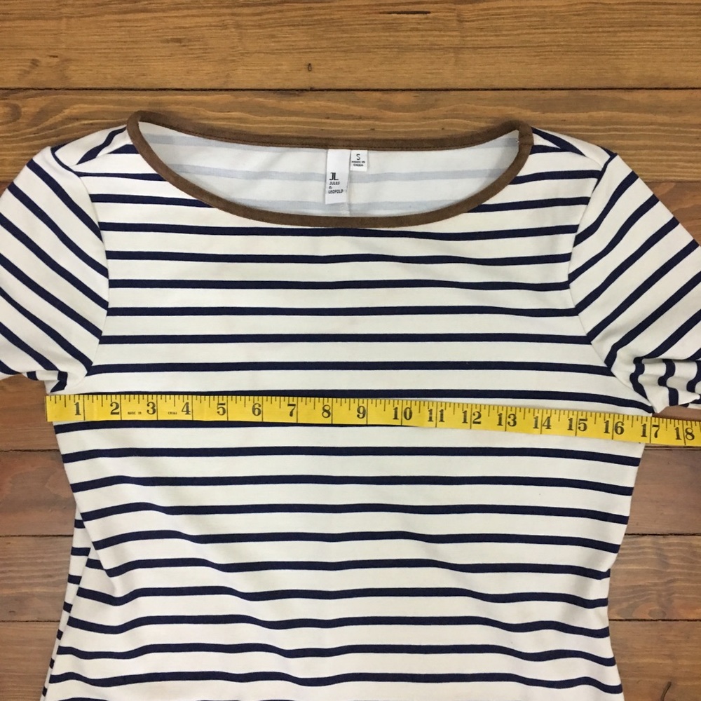 Navy Blue White Striped Suede Trim Top Size Small - Picture 6 of 8
